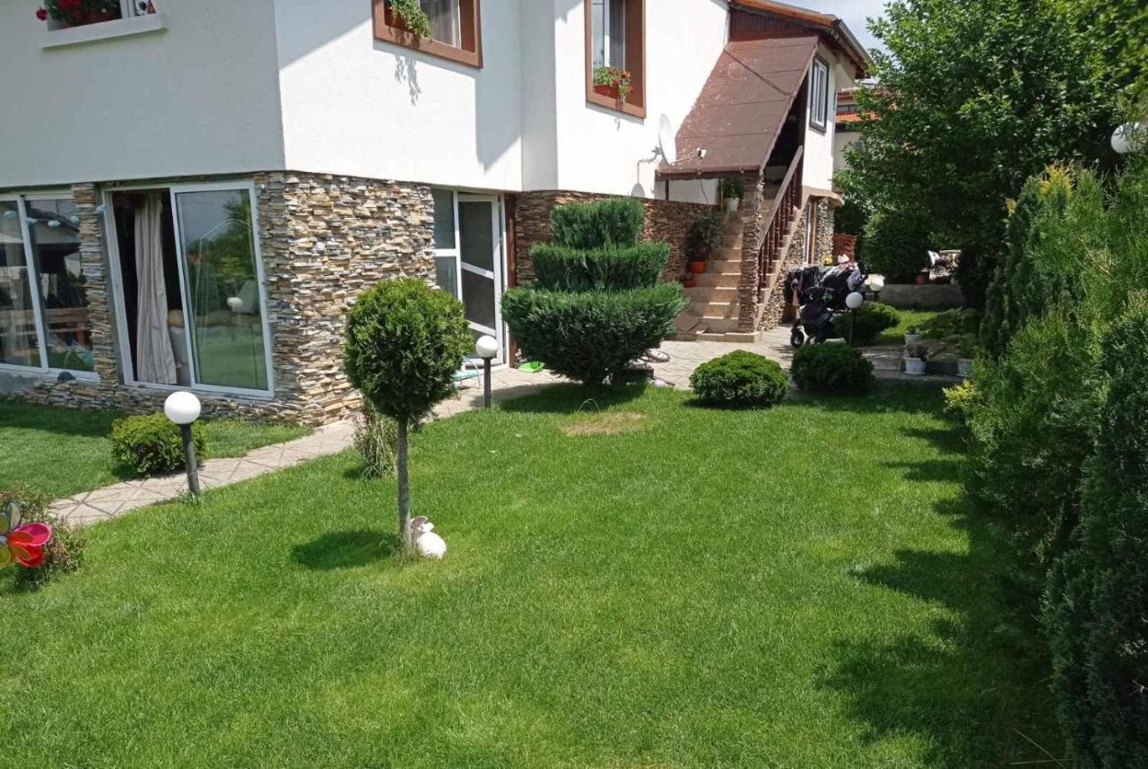 Семейна Къща Лазарови Sapareva Banya Dış mekan fotoğraf